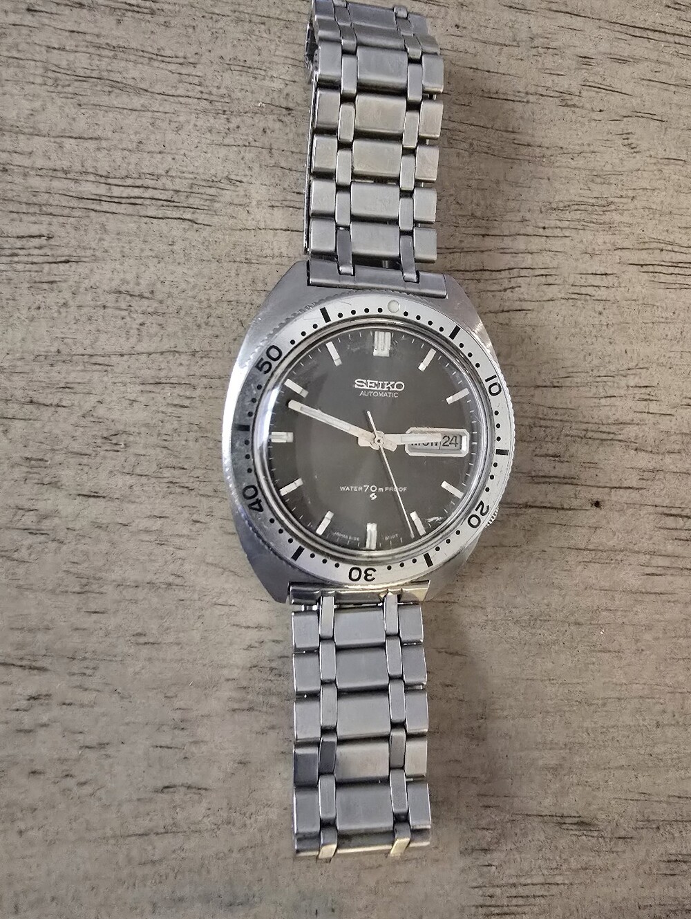 Rare Vintage Seiko Diver Automatic Waterproof Mens Watch 6106-8100 1969